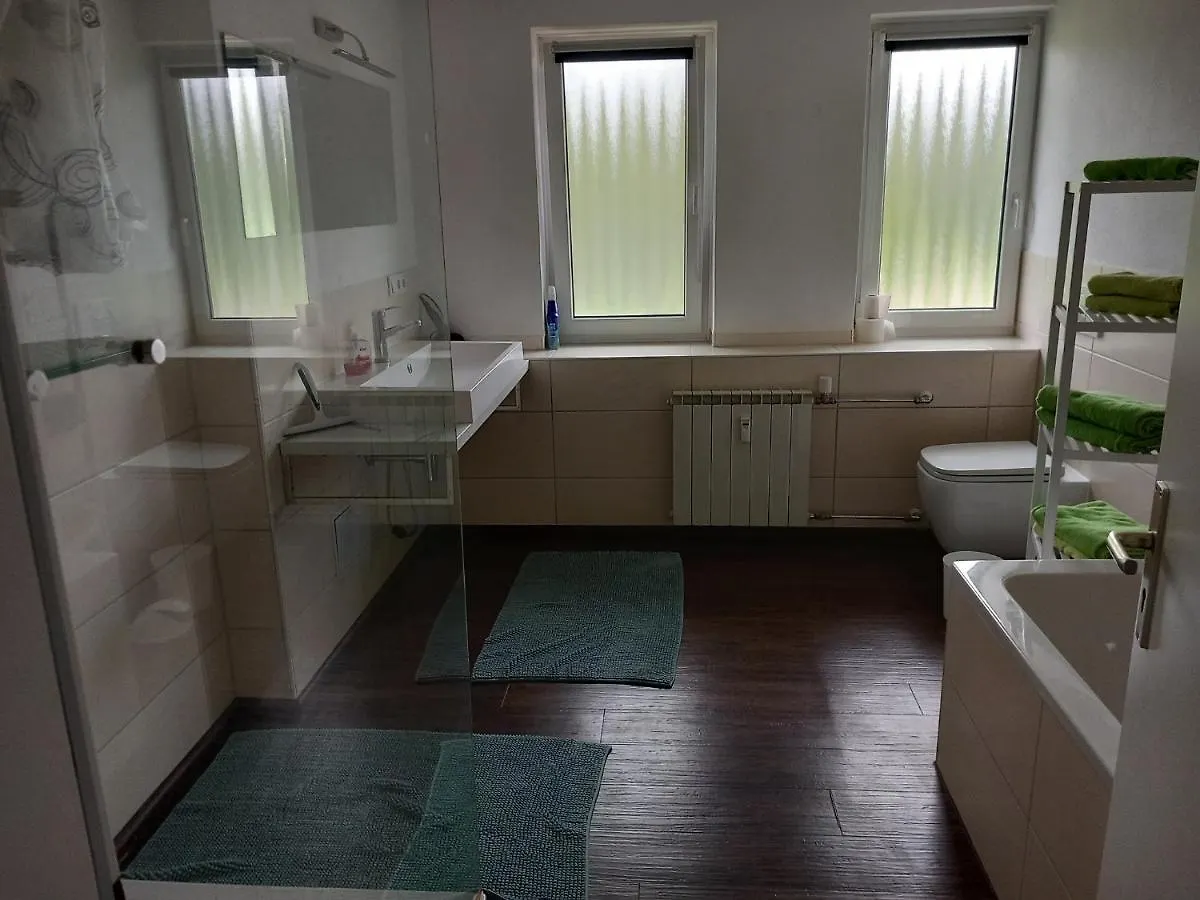Apartment Ferienwohnung Am Waldrand Bechhofen